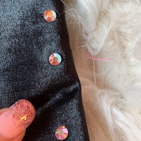 Sandy from Grease dance outfit with swarovski crystals and pink neck tie - Picture 5 of 6